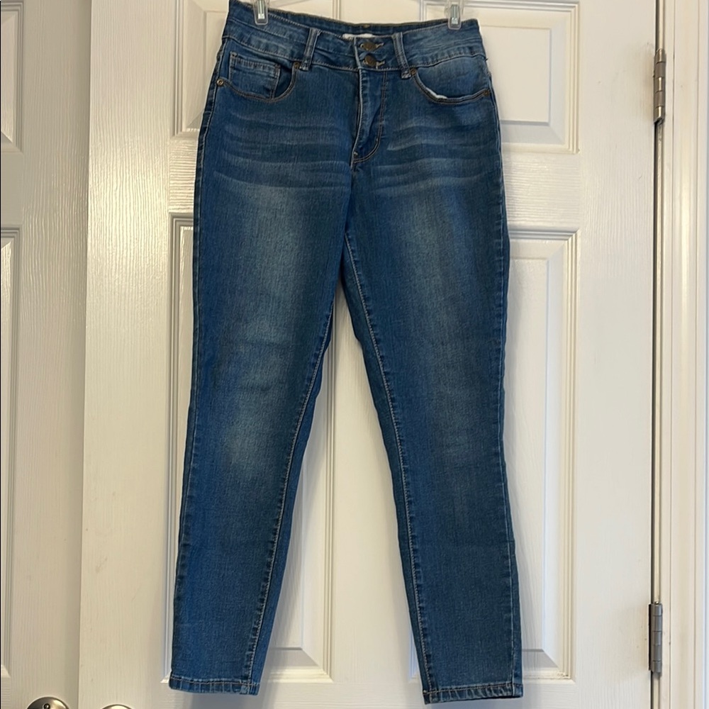 Ankle Rise Women’s Jeans